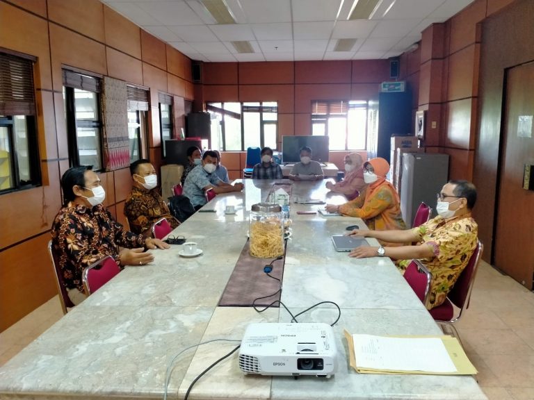 Studi Banding dari UNDIKSA ke Biro Sarana dan Prasarana UPI