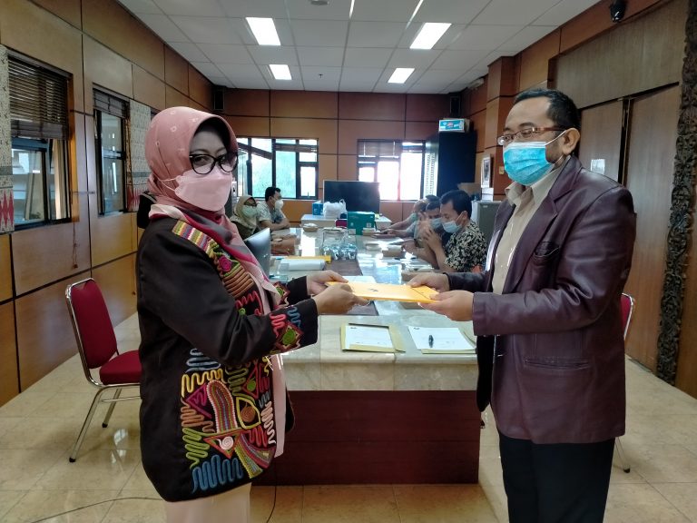 Serah Terima Jabatan di Lingkungan Biro Sarana dan Prasarana